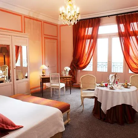 Pavillon Henri Iv Restaurant Gastronomique Terrasse 4* Saint-Germain-en-Laye