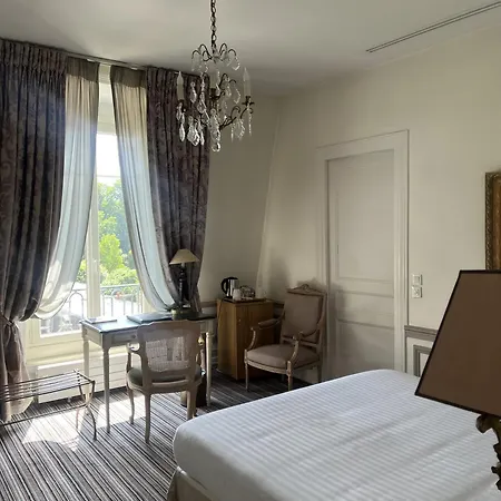 Pavillon Henri Iv
