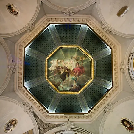 Pavillon Henri Iv Otel