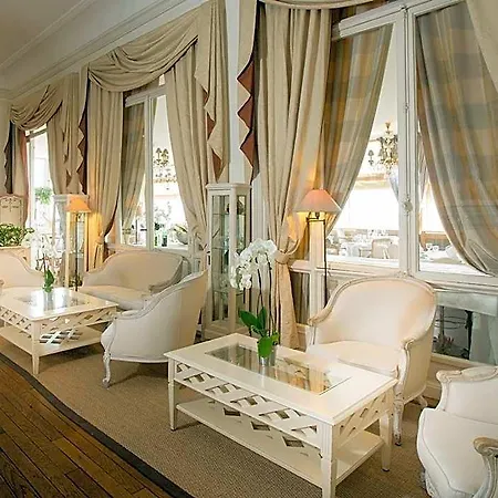 Pavillon Henri Iv فندق