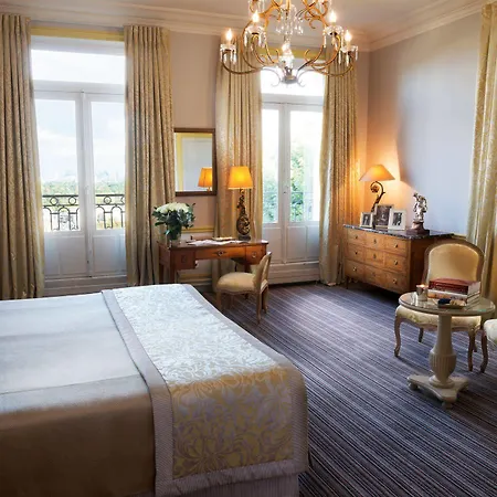 Pavillon Henri Iv Restaurant Gastronomique Terrasse 4*