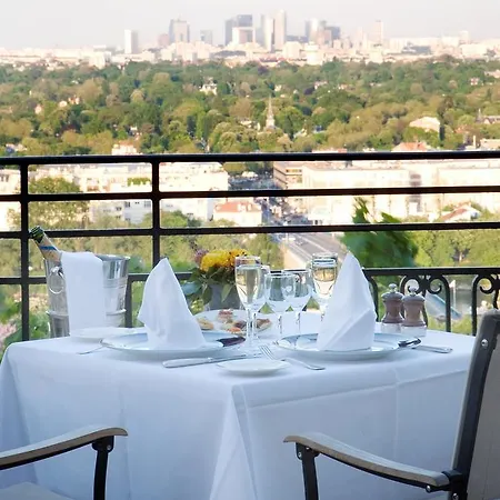 Hotel Pavillon Henri Iv Restaurant Gastronomique Terrasse 4*