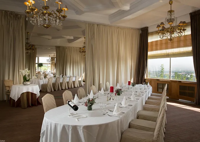 Pavillon Henri Iv Hotel 4*