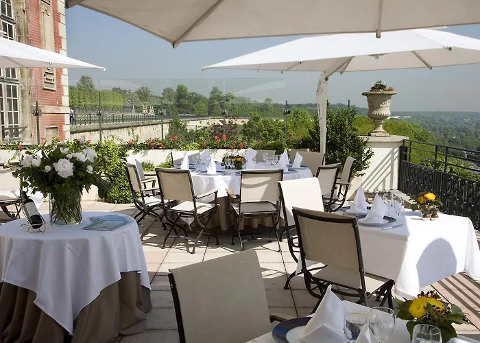 Pavillon Henri Iv Hotel 4*